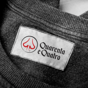 etiqueta loja de roupas